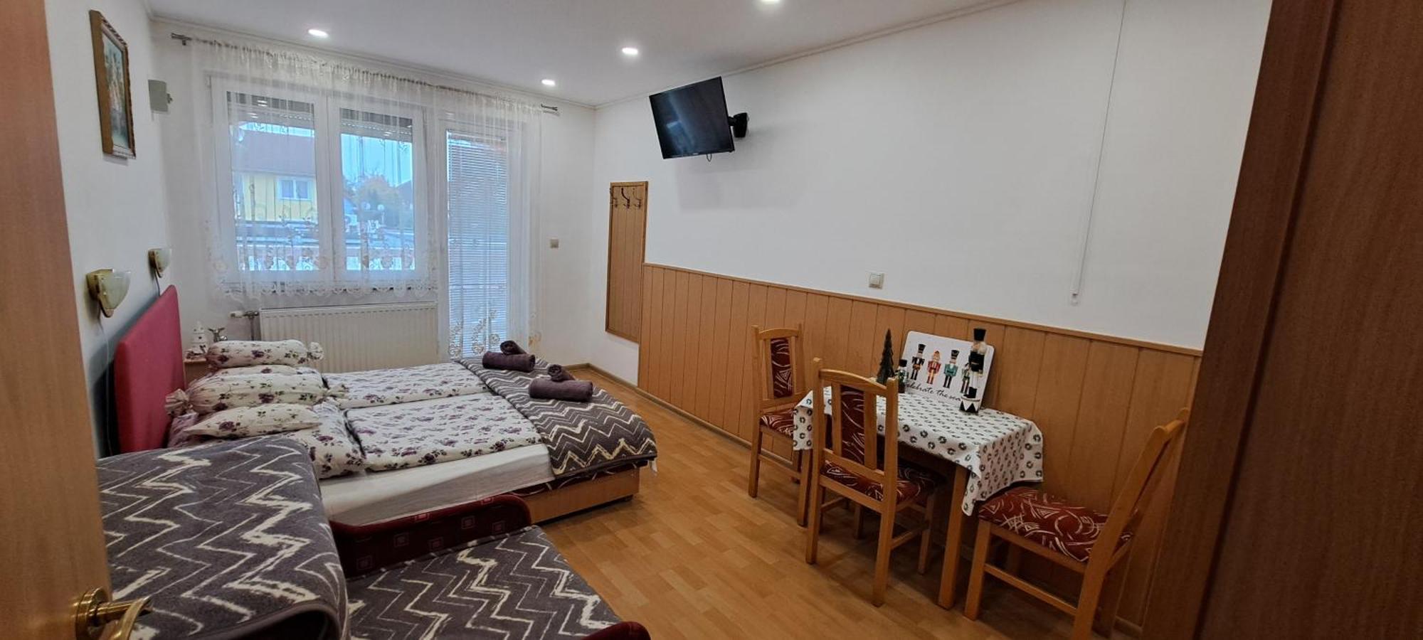 Gizella Apartmanhaus บุค ภายนอก รูปภาพ