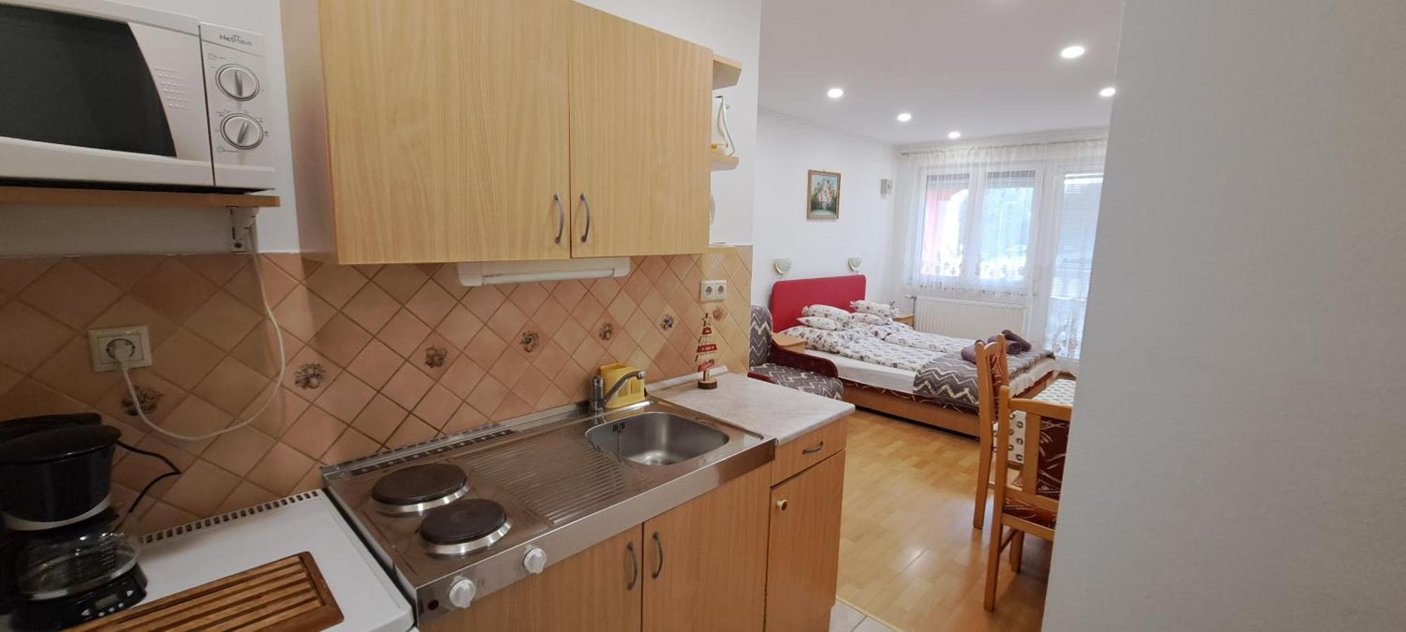 Gizella Apartmanhaus บุค ภายนอก รูปภาพ